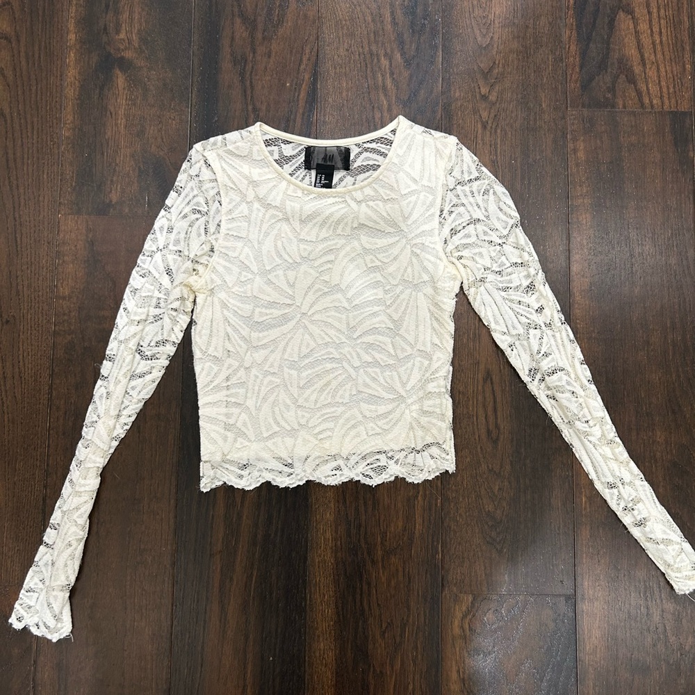 H&M White Cream Lace Long Sleeve Crop Top Size XS